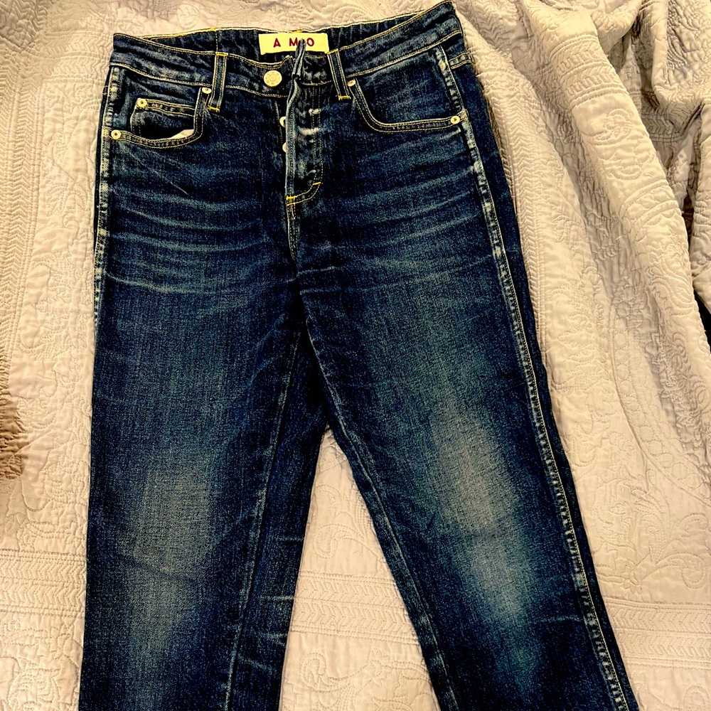 AMO BABE JEANS SIZE 27